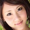 あびる芽衣